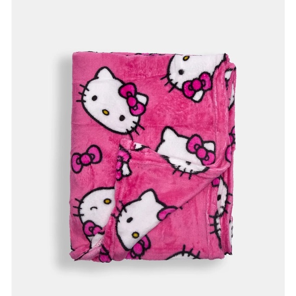 Hello Kitty Pink Bow Blanket - Picture 5 of 5